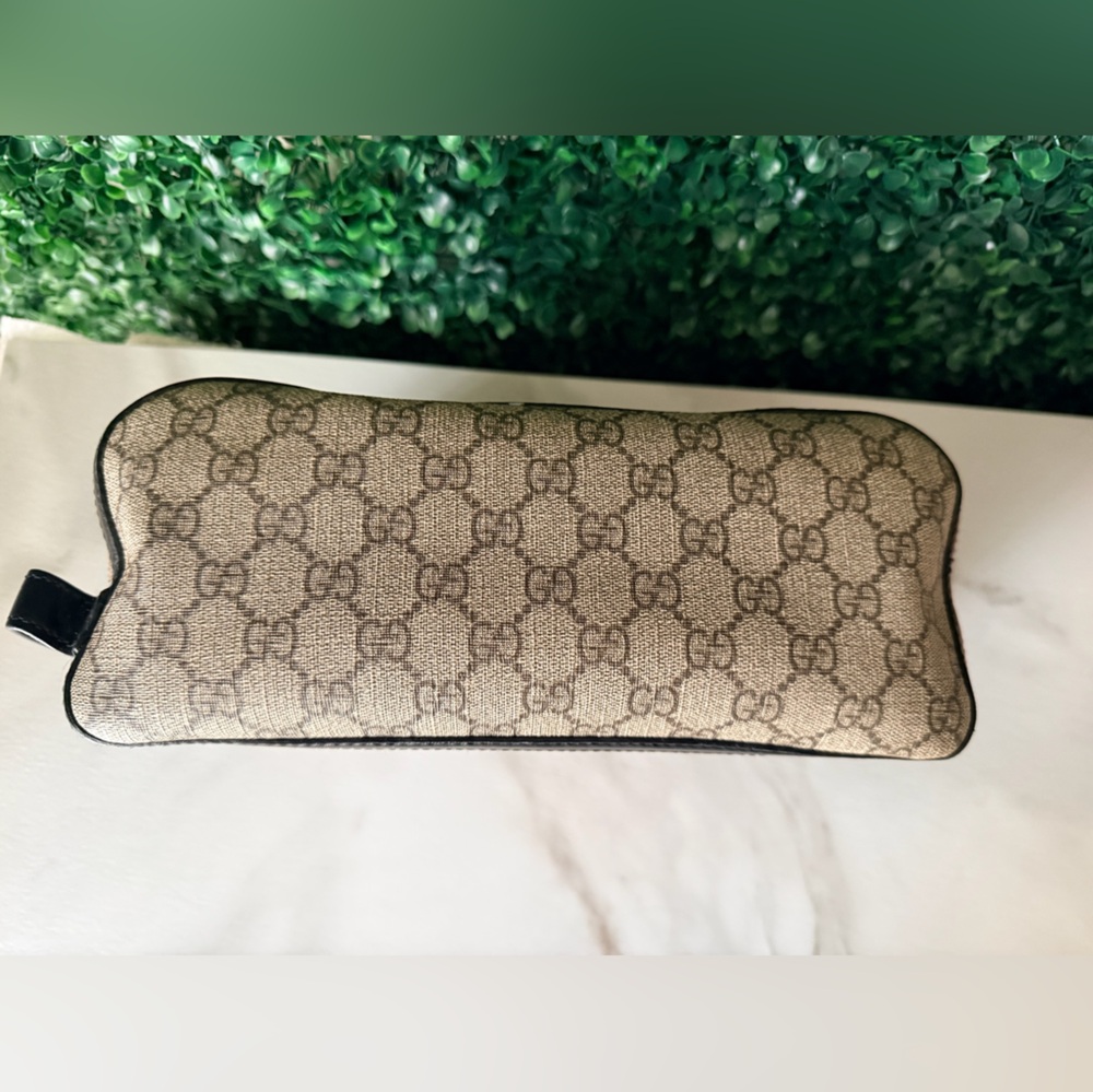 Gucci Beige GG Canvas Double Zip Toiletry Bag with COA - Picture 5 of 8